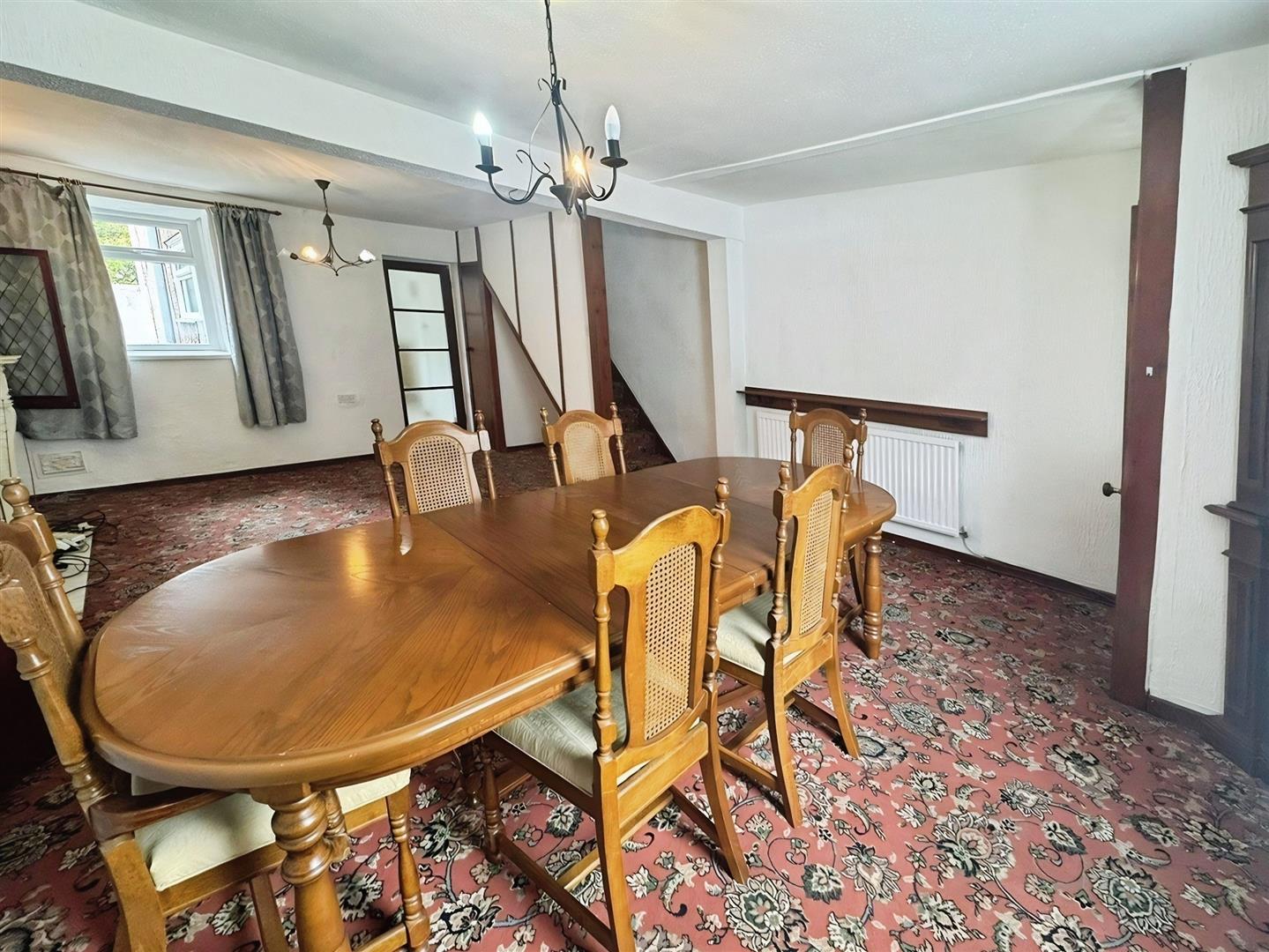 Clydach Road, Morriston, Swansea, SA6 6QH